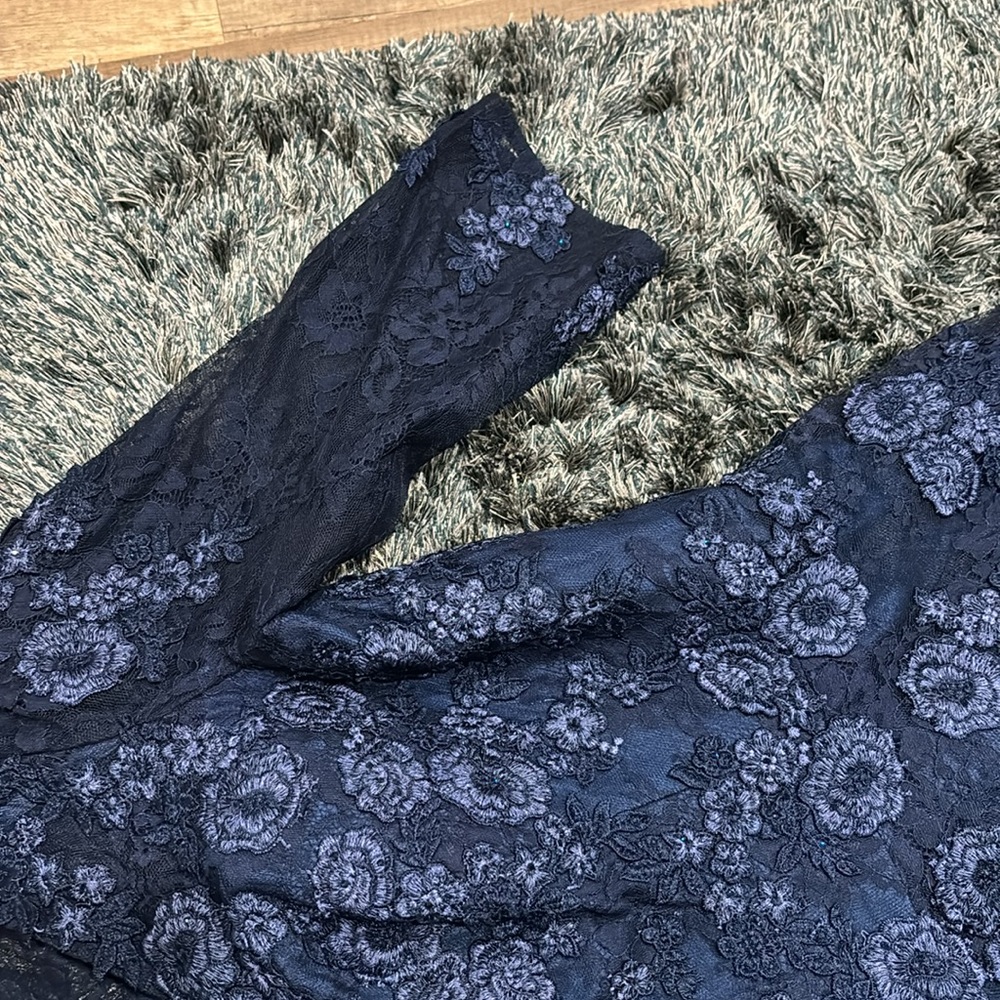 NWOT La Femme navy blue lace ball gown - Picture 7 of 12